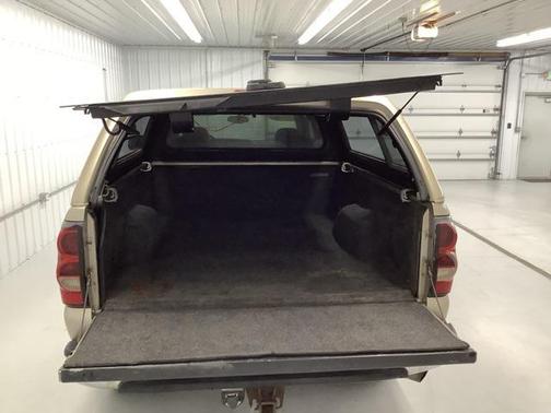 2004 Chevrolet Silverado 2500 LT H/D Extended Cab