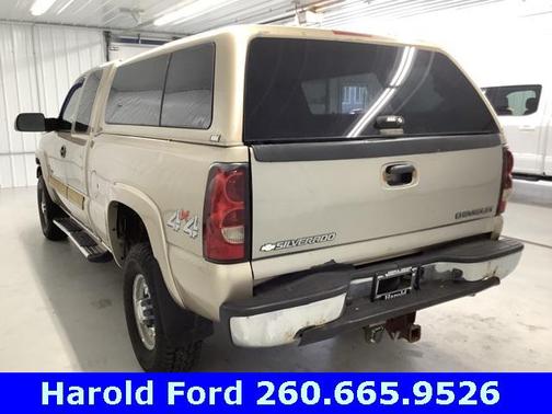 2004 Chevrolet Silverado 2500 LT H/D Extended Cab