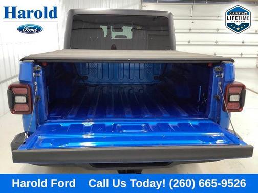 2024 Jeep Gladiator Willys