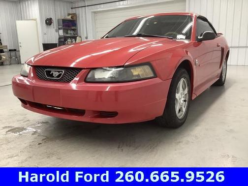 2004 Ford Mustang Deluxe