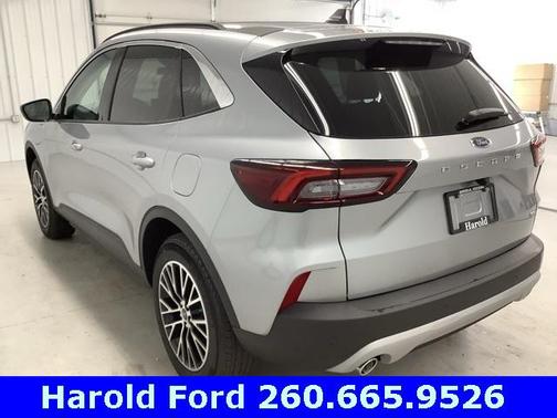 2024 Ford Escape PHEV SE