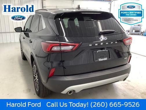 AGATE BLACK METALLIC 2024 Ford Escape PHEV SE