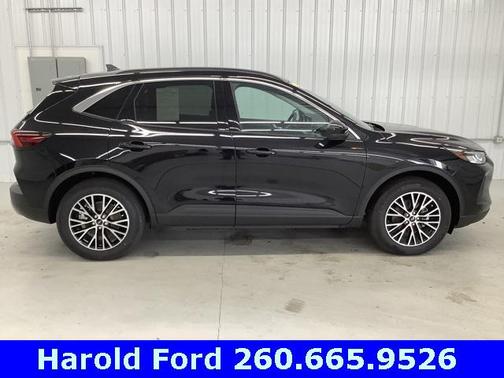 2024 Ford Escape PHEV SE