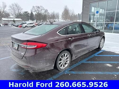 2017 Ford Fusion SE