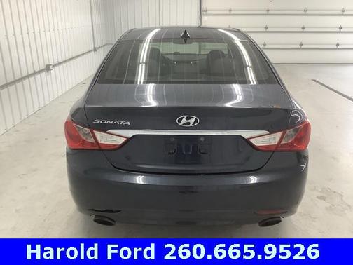2013 Hyundai SONATA SE
