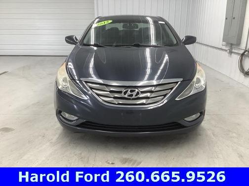 2013 Hyundai SONATA SE