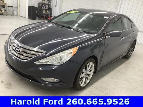2013 Hyundai SONATA SE