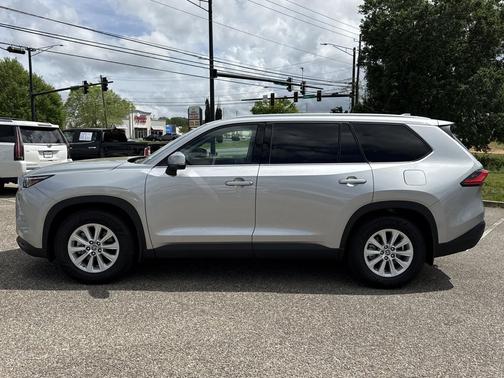 Celestial Silver Metallic 2024 Toyota Grand Highlander XLE