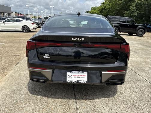 Aurora Black Pearl 2025 Kia K5 LXS