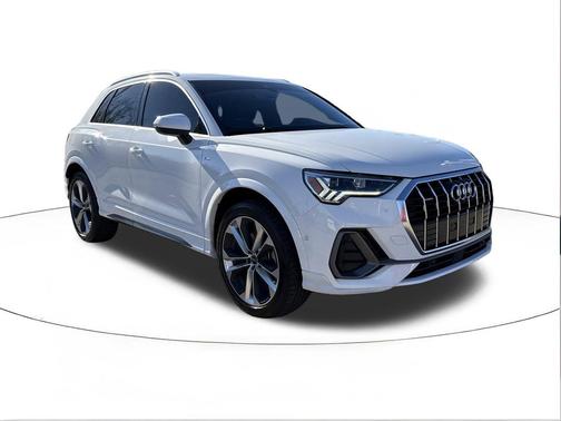 2021 Audi Q3 45 S line Premium Plus
