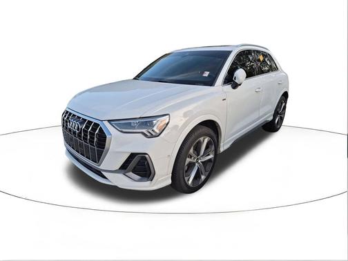 2021 Audi Q3 45 S line Premium Plus