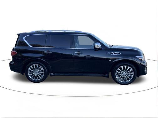 2017 INFINITI QX80 Base