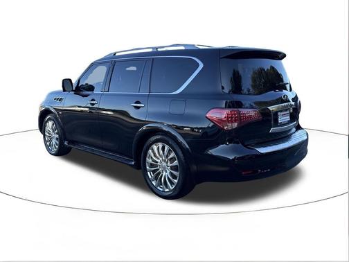 2017 INFINITI QX80 Base