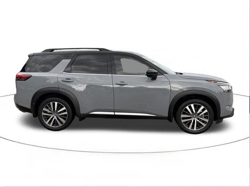 Gray 2022 Nissan Pathfinder Platinum 2WD