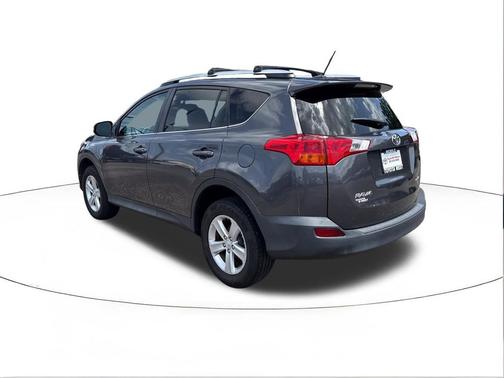Magnetic Gray Pearl 2014 Toyota RAV4 XLE