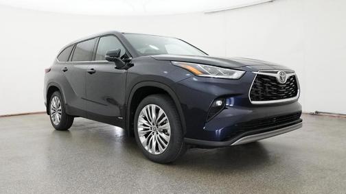 2026 Toyota Highlander Hybrid Platinum