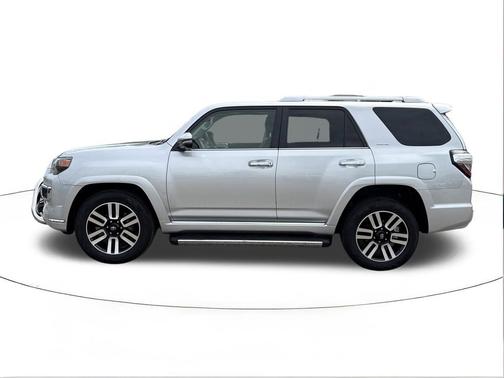 Classic Silver Metallic 2022 Toyota 4Runner Limited