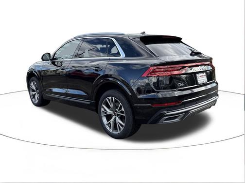 2023 Audi Q8 55 Premium Plus