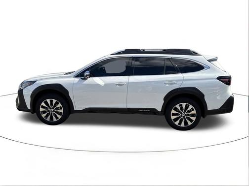 Crystal White Pearl 2024 Subaru Outback Touring