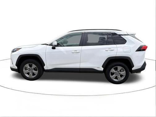 Ice Cap 2023 Toyota RAV4 Hybrid XLE