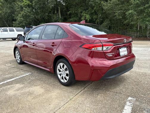 Ruby Flare Pearl 2024 Toyota Corolla LE