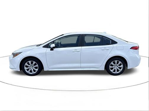 Ice Cap 2024 Toyota Corolla LE