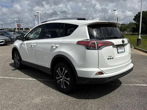 Super White 2016 Toyota RAV4 LE