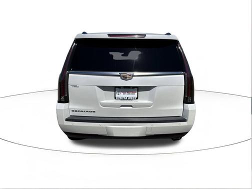 2017 Cadillac Escalade Platinum