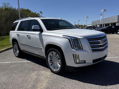 2017 Cadillac Escalade Platinum