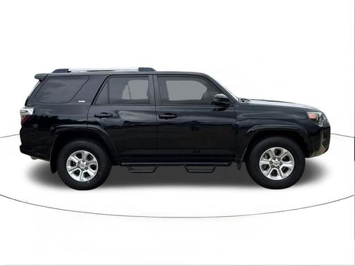 Midnight Black Metallic 2019 Toyota 4Runner SR5