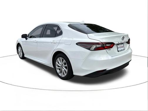 Ice Cap 2023 Toyota Camry LE