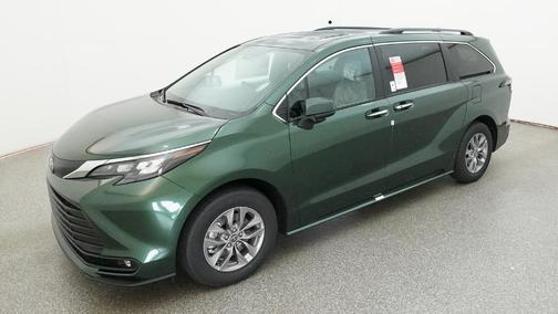 Cypress 2026 Toyota Sienna XLE