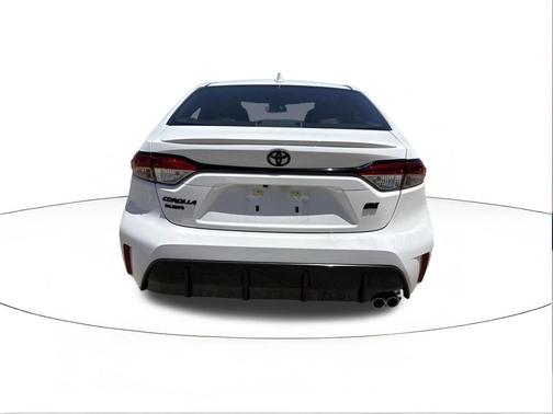 Ice Cap 2026 Toyota Corolla SE