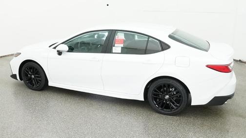 Ice Cap 2026 Toyota Camry SE