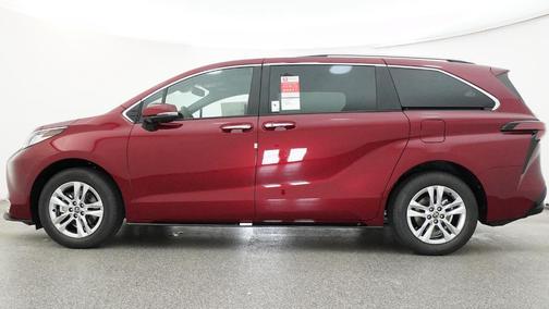 Ruby Flare Pearl 2026 Toyota Sienna Limited