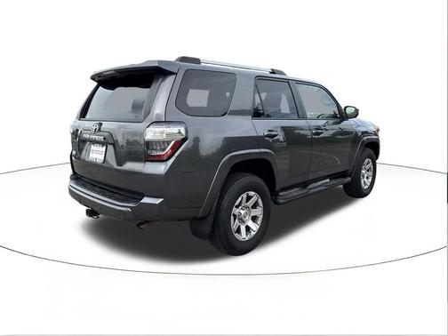 Magnetic Gray Metallic 2016 Toyota 4Runner Trail