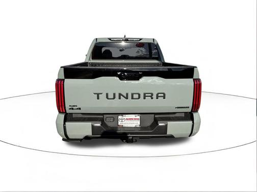 2026 Toyota Tundra Hybrid Platinum