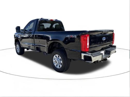 Agate Black Metallic 2024 Ford F-350 XLT