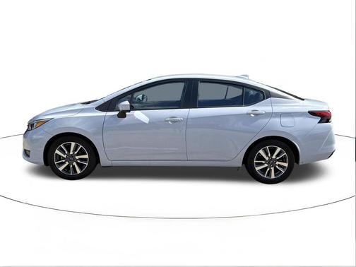 Gray 2025 Nissan Versa 1.6 SV