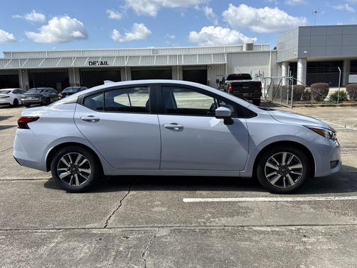 Gray 2025 Nissan Versa 1.6 SV