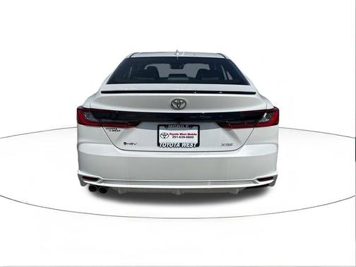Wind Chill Pearl 2026 Toyota Camry XSE