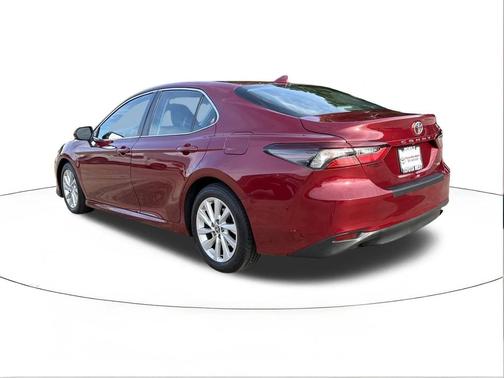 Ruby Flare Pearl 2022 Toyota Camry LE