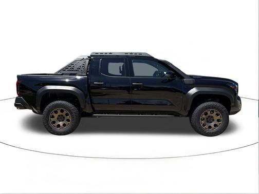 2025 Toyota Tacoma Hybrid Trailhunter