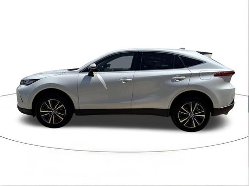 2023 Toyota Venza LE