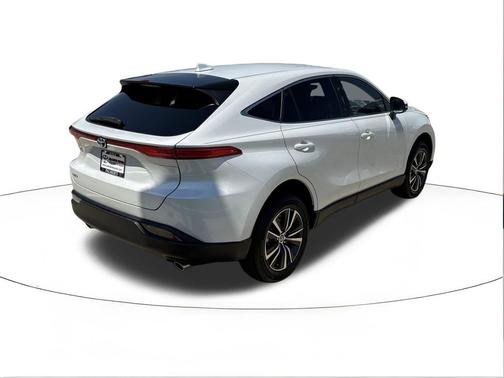 2023 Toyota Venza LE