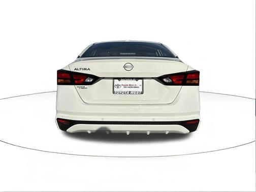 White 2025 Nissan Altima SV FWD