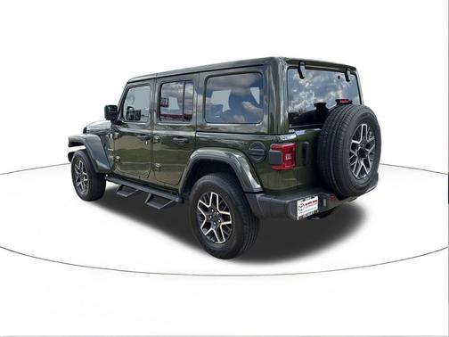 2024 Jeep Wrangler 4-Door Sahara 4x4