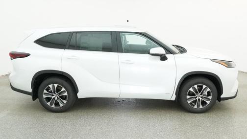 2026 Toyota Highlander Hybrid XLE