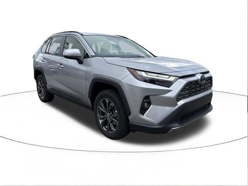 2024 Toyota RAV4 Hybrid SE