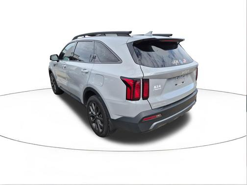 2023 Kia Sorento EX